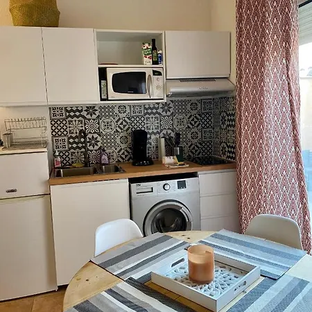 5 Min Du Bord De 耶尔